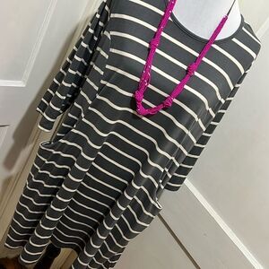 Trendyland Grey White Striped Cotton Drape Dress with Pockets! Womens 2x